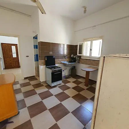 بيت العز للشقق الفندقية - علم الروم Bet Elezz Apartments-Alam Elrom Mersa Matruh Exterior photo